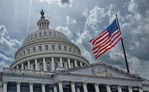 Tribunal autoriza reanudar obras en la Casa Blanca; reactivan construcción de salón de baile de Trump